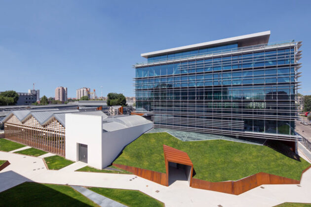 Medtronic Via Varesina, 162, 20156 Milano MI, Italy