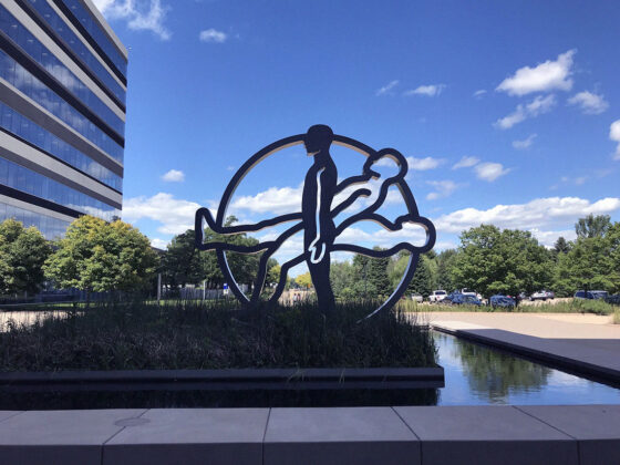 Medtronic campus sculpture Rising Person